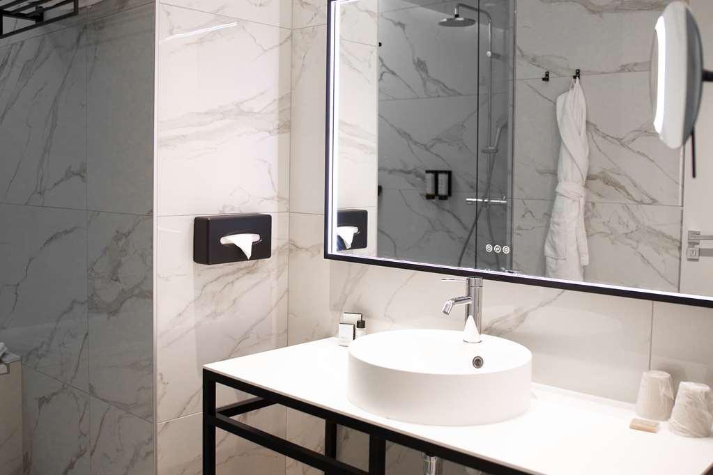 Le Grand Grenoble, Bw Premier Collection By Western 4*