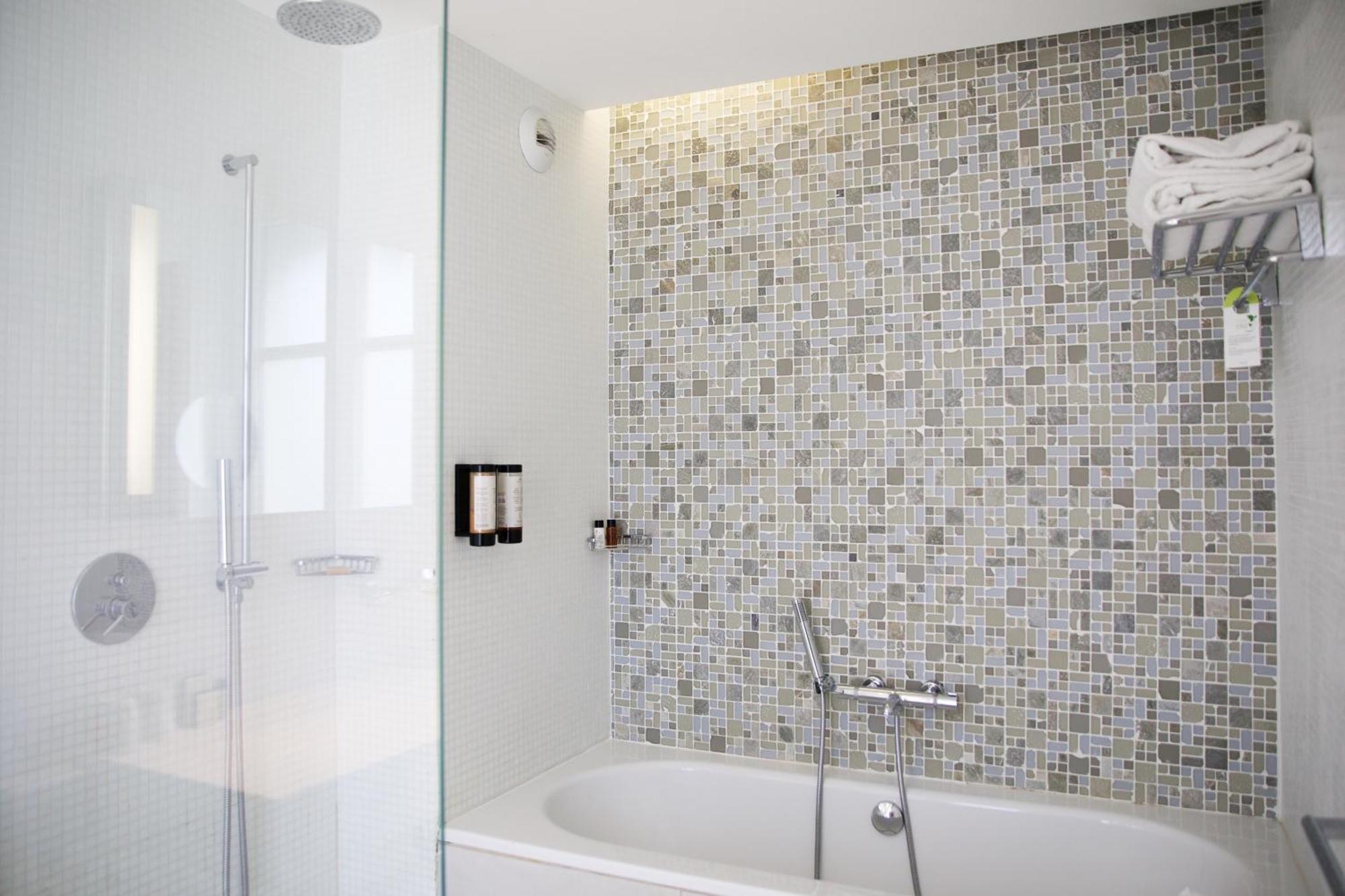 Hotel Le Grand Grenoble, Bw Premier Collection By Western 4*